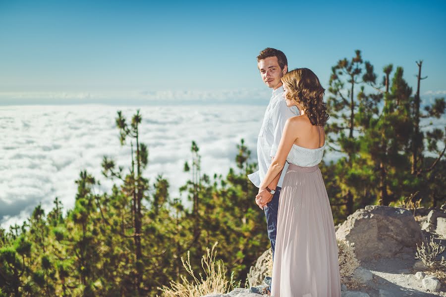 Fotógrafo de casamento Lyudmila Bordonos (tenerifefoto). Foto de 29 de novembro 2014