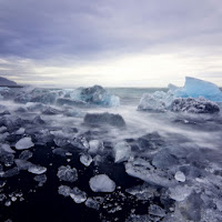 Icebergs in the sea /  Jökulsárlón di 