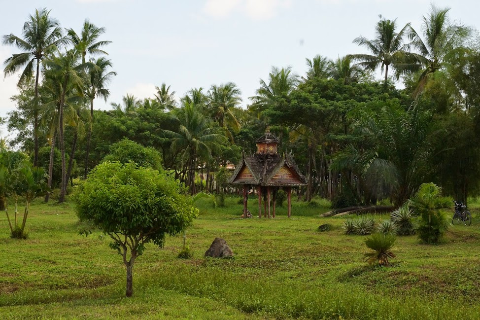 "Мы были в Мьянме!" "В Мя? В Мья? В Мня? Это что, это где?" ноябрь 2014г.