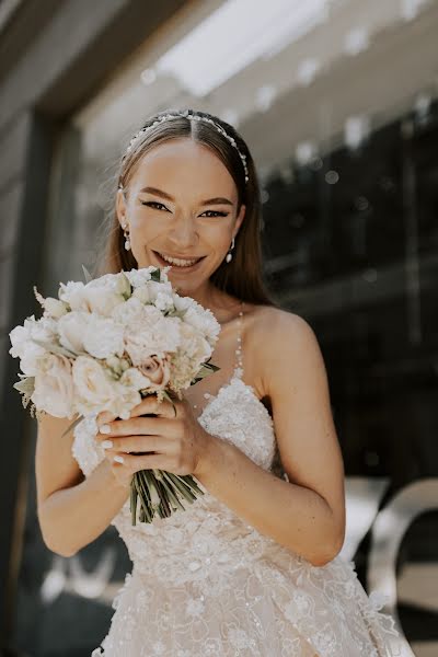 Wedding photographer Anastasiia Kharyna (nastiaqueen12). Photo of 11 September 2022