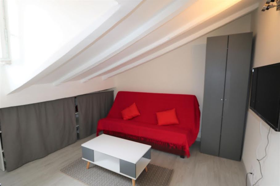 Location meublée appartement 1 pièce 10 m² à Nice (06000), 448 €