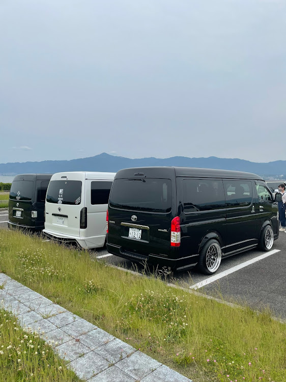 ハイエースバンの滋賀オフ・皆様と交流出来て幸せです・刺激が強すぎ🤭・弍号機間に合うのか⁉️・どうなる　ぜんちゃんに関するカスタム事例の投稿画像9枚目