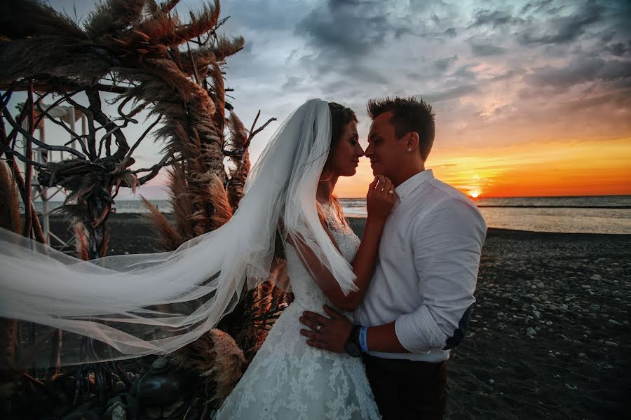 Fotógrafo de bodas Irina Semenova (lampamira). Foto del 28 de septiembre 2018