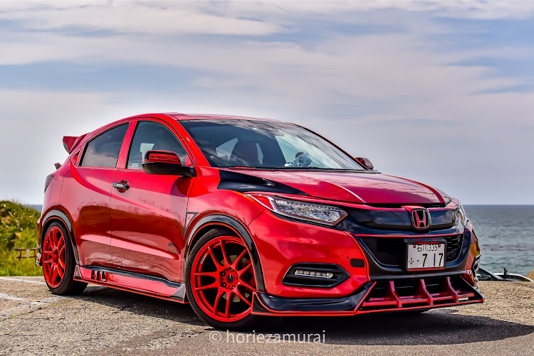 ヴェゼルの目指せPickUpCars・テンドン工房・ABDSさんのシート・空と海・ワークエモーションCR極に関するカスタム事例の投稿画像1枚目