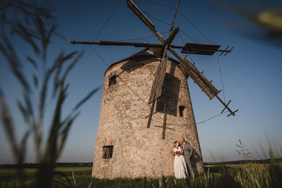 Pulmafotograaf Szabolcs Simon (simonboros). Foto tehtud 13 juuli 2021