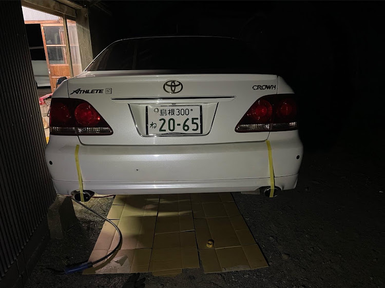 クラウンアスリートのGGH20・GSR182・DIYに関するカスタム事例の投稿画像2枚目