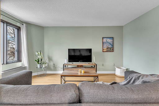 Prestige apartment for sale in Hull (Canada) with terrace and pool