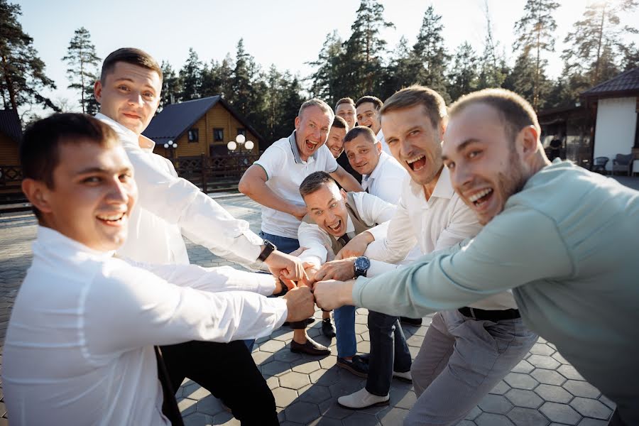 Fotografo di matrimoni Denis Andreev (fartovyi). Foto del 13 dicembre 2021