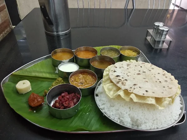 Suprapadham Sweets And Veg Restaurant photo 