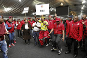 The NUM and Solidarity have declared a dispute over the revised centralised bargaining structure.