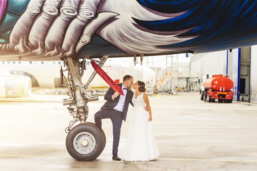 Fotografo di matrimoni Simon Varterian (svstudio). Foto del 2 aprile 2018