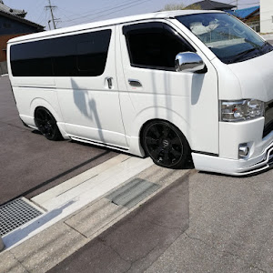 ハイエースバン
