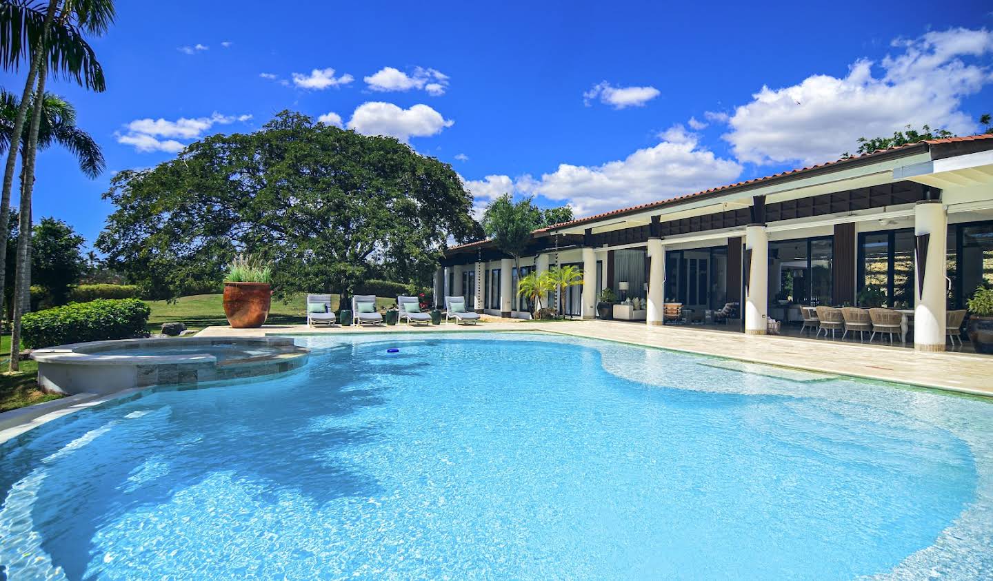 Propriété avec piscine et jardin La Romana