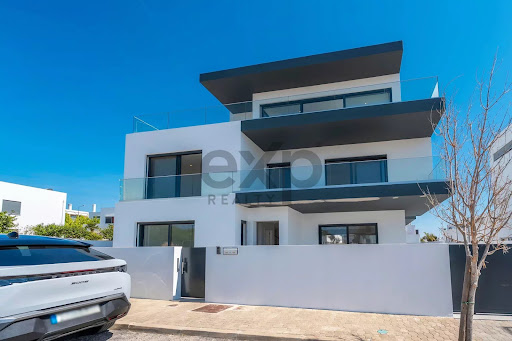 Maison avec terrasse 3