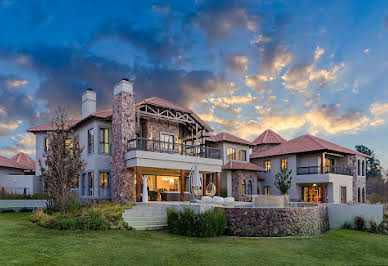 House with pool and terrace 1