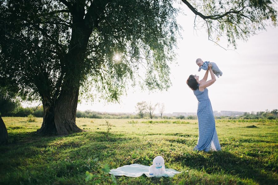 Wedding photographer Evgeniy Nabiev (nabiev). Photo of 11 September 2015