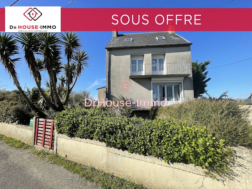 Vente maison 6 pièces 95 m² à Brignogan-Plage (29890), 189 000 €