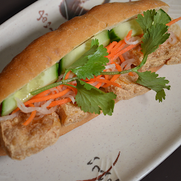 Tofu Vegetarian Banh mi