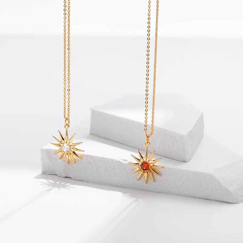 Pendentif TOURNESOL Classique avec Fermoir, Personnalité Unique, Micro Incrustations de Zircon. Un bijou éclatant et raffiné.