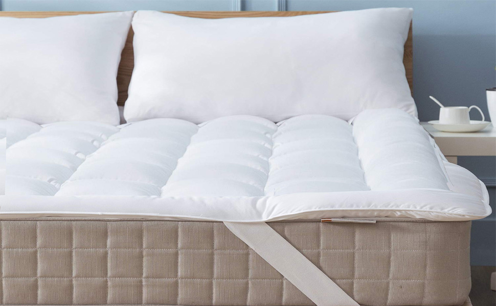 Mattress toppers with anchor bands keep a mattress topper in place and prevent slipping.