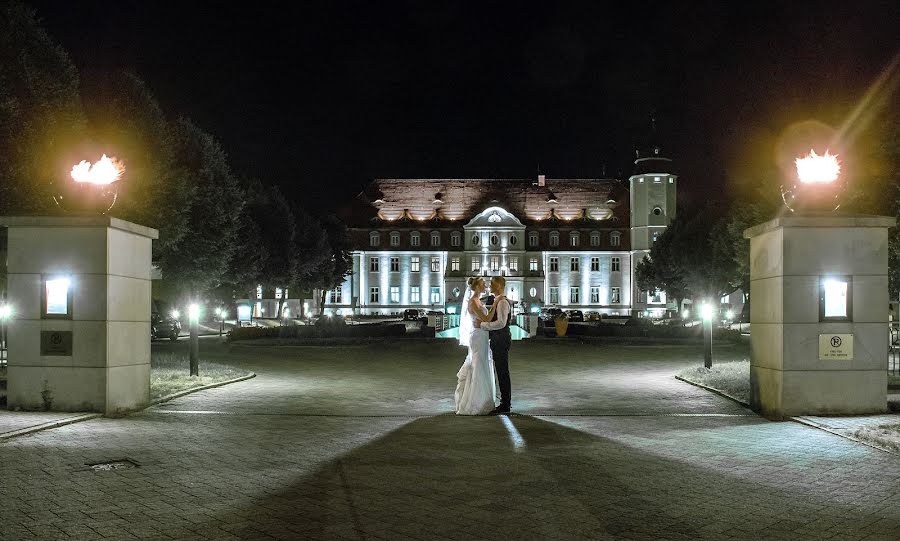 Fotógrafo de casamento Mikhail Miloslavskiy (studio-blick). Foto de 7 de agosto 2018