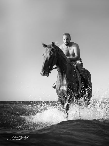 Jurufoto perkahwinan Alena Mybellart (alenushka). Foto pada 14 Februari 2021