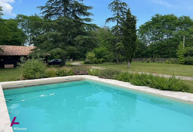 House with pool and terrace 2