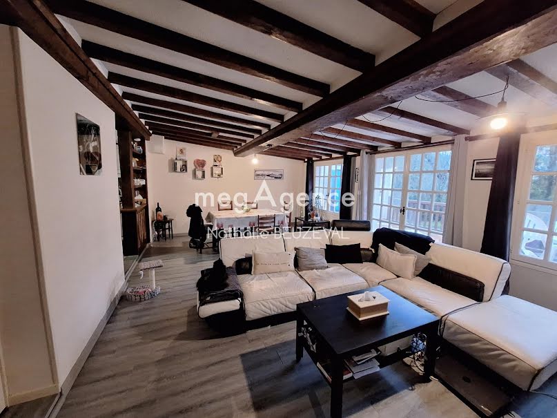 Vente maison 7 pièces 163 m² à Lisieux (14100), 268 000 €