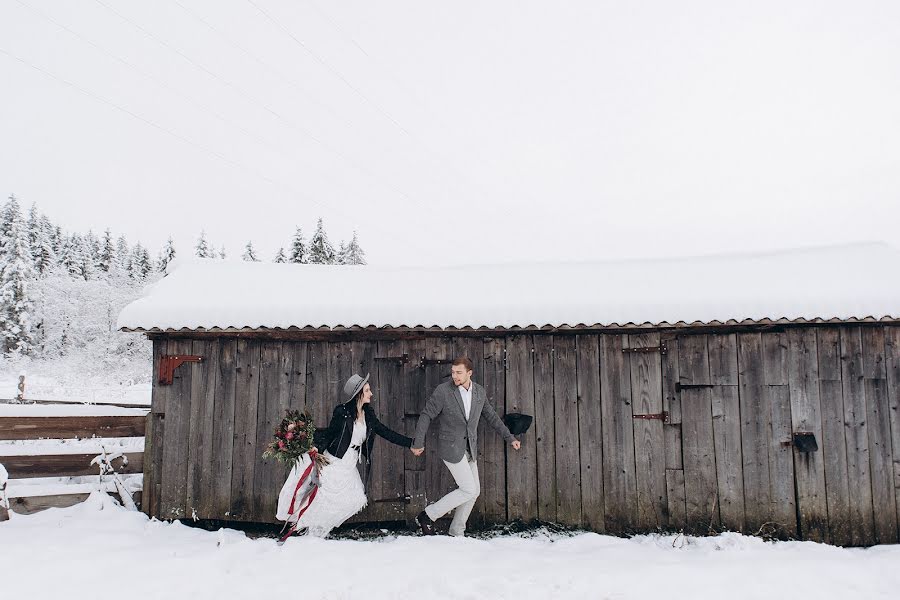 Fotografo di matrimoni Єlizaveta Gubanova (gubanova19). Foto del 13 febbraio 2019