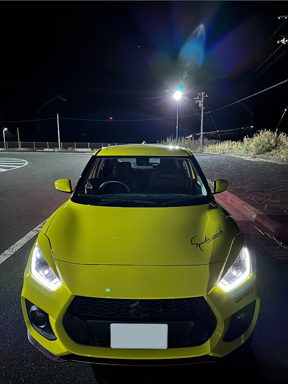 スイフトスポーツのzc33s スイフトスポーツ・八丈島・ドライブに関するカスタム事例の投稿画像1枚目