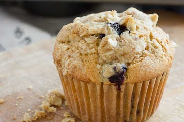 Blueberry Cheesecake Muffins with Streusel Topping