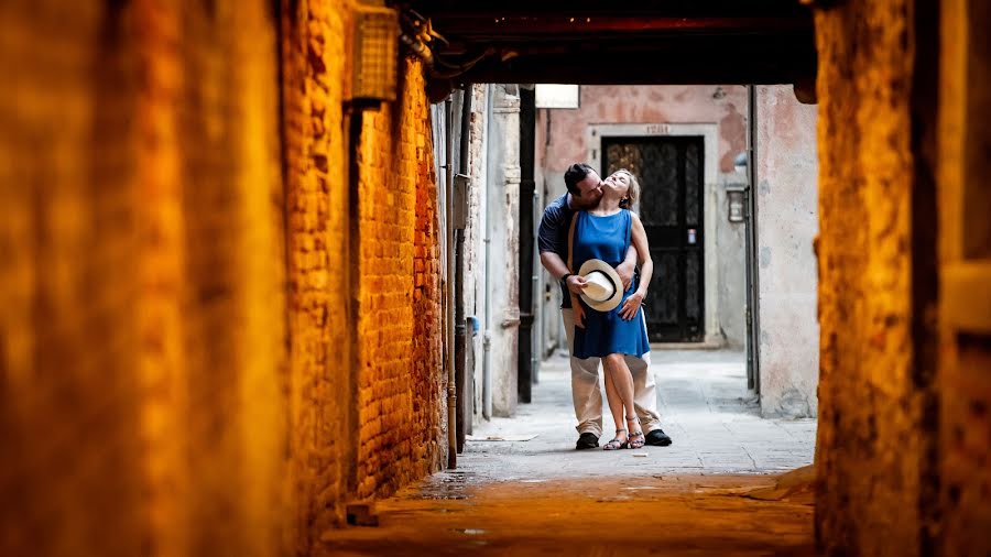 Wedding photographer Tomasz Budzyński (fotosceny). Photo of 31 October 2018