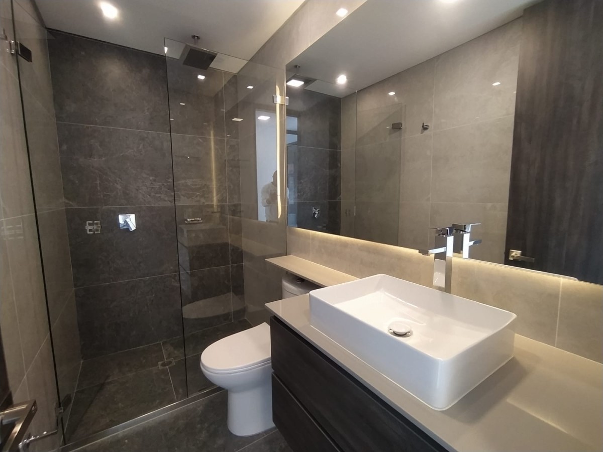 Apartamento En Venta - Santa Barbara, Bogota