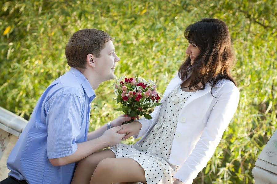 Fotografo di matrimoni Olga Emelyanova (nikinezumi). Foto del 23 aprile 2014