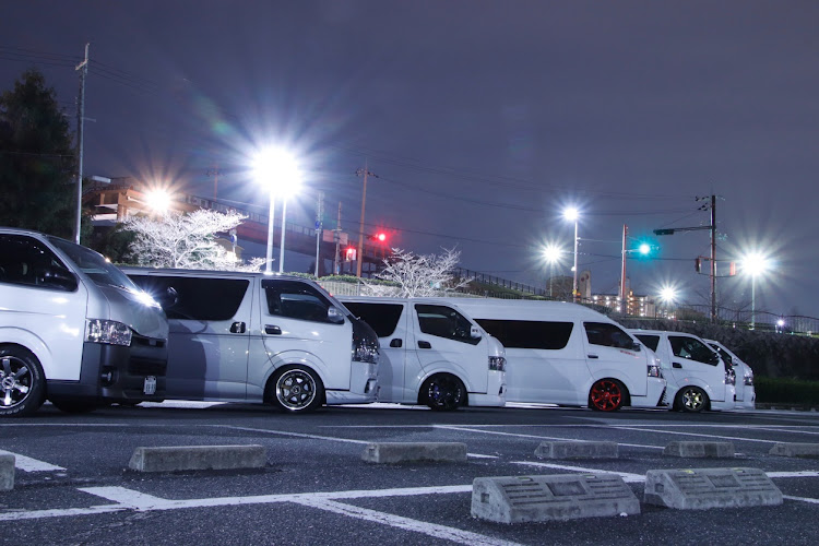 ハイエースバンのHIACE Racing style・HIACE Family Style・kbレーシング2・POTENZA S007A・新車から1年経たず全損😱に関するカスタム事例の投稿画像5枚目