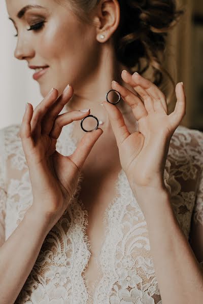 Wedding photographer Yuliya Ralle (juliaralle). Photo of 17 March 2020