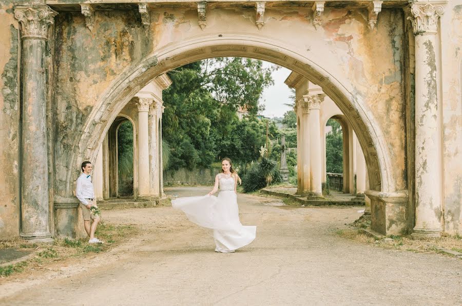 Wedding photographer Mariya Paramonova (lagrima). Photo of 22 June 2017