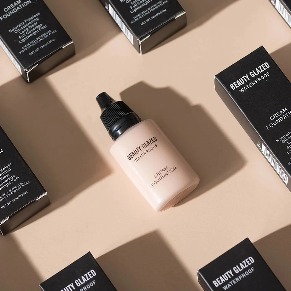 9-kleurige waterdichte concealer foundation make-up serie. Perfecte dekking voor een egale huid, langdurig resultaat en waterproof.