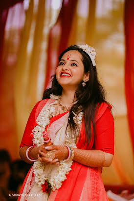 Wedding photographer Saikat Sain (momentscaptured). Photo of 17 March 2021