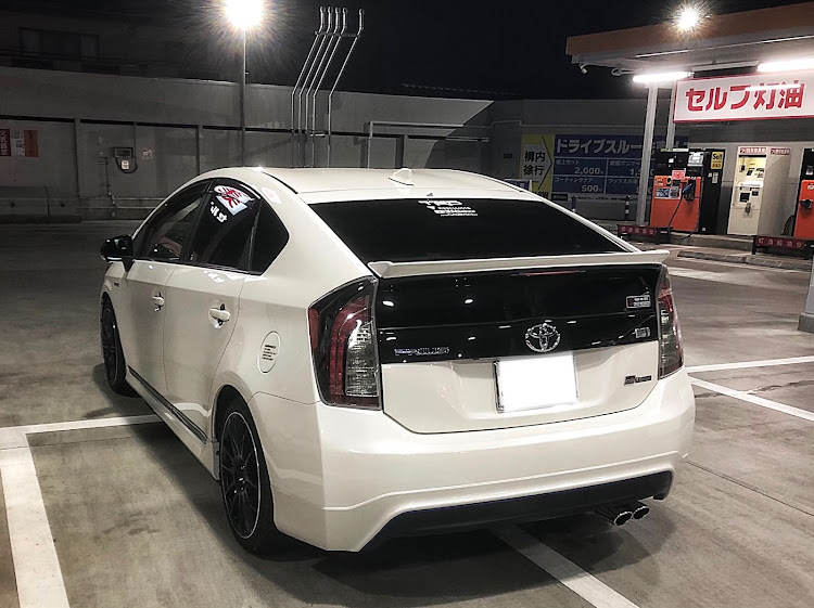 プリウスのドライブ・DIY・洗車・ガソリンスタンドに関するカスタム事例の投稿画像2枚目