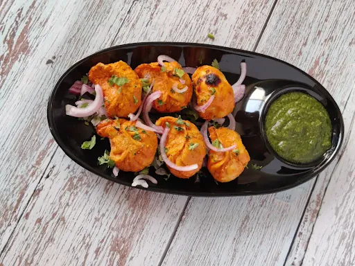 Pure Paneer Tandoori Achari Momos [8 Pieces]