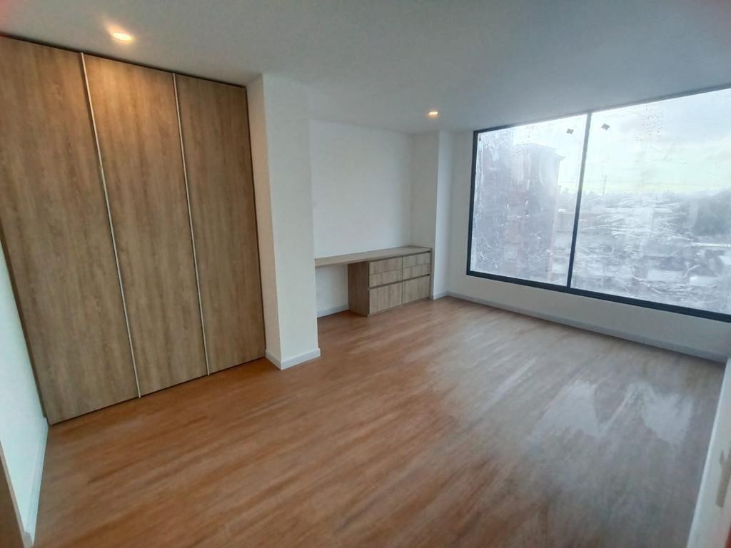 Apartamento En Venta - Bella Suiza, Bogota