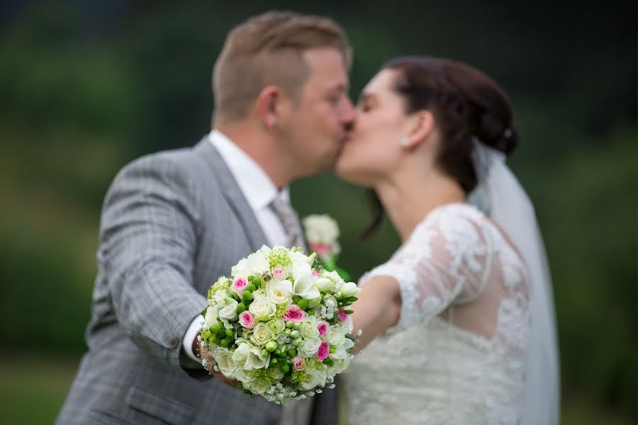 Wedding photographer Dominik Hutter (dominikhutter). Photo of 11 May 2019