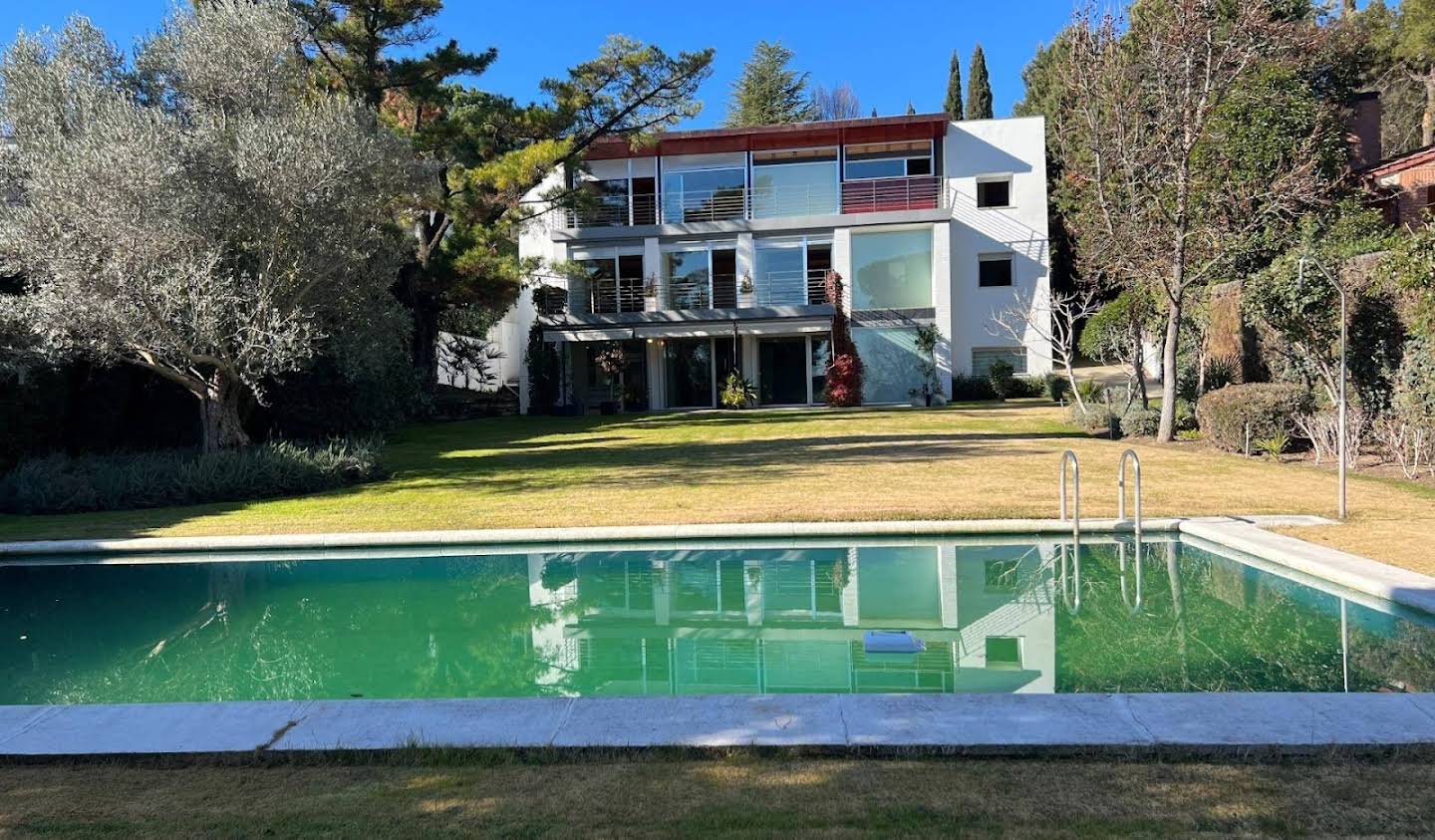 Property with pool Madrid