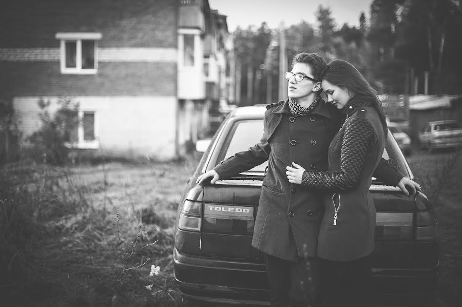 Fotógrafo de casamento Aleksey Tikhiy (aprilbugie). Foto de 20 de outubro 2015