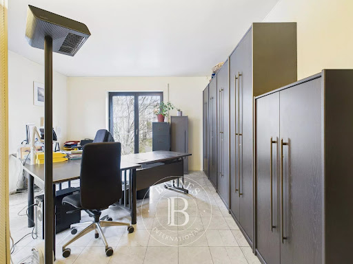 Apartment 4
