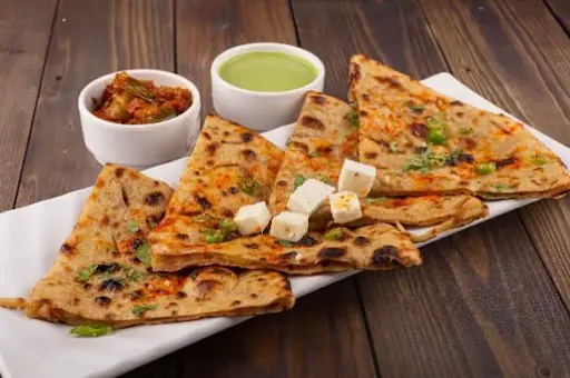 Paneer Do Pyaza Paratha