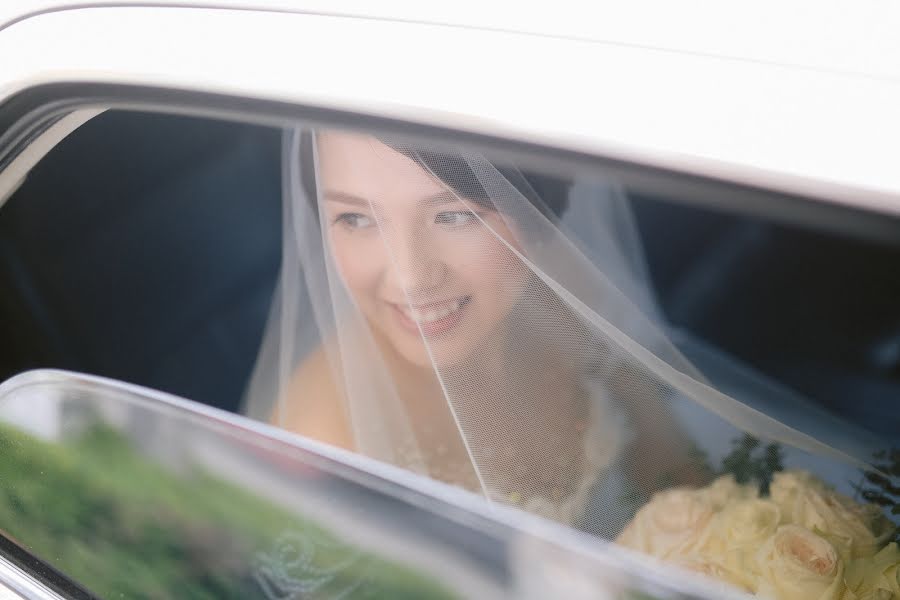 Fotógrafo de casamento Gary Salova (garysalova). Foto de 20 de março 2020