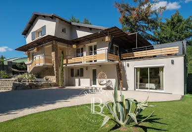 House with garden and terrace 4