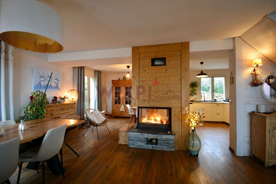 Vente chalet 5 pièces 121 m² à Bourg-Saint-Maurice (73700), 649 000 €